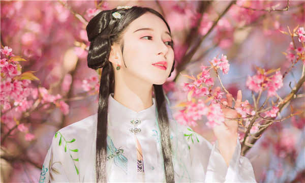 抱罗镇供卵试管婴儿：助您实现家庭梦想的科学方案